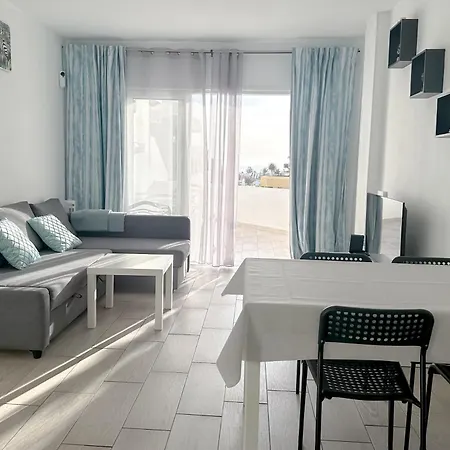 In Ocean Park, Costa Adeje, Tenerife Apartament