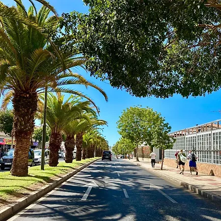In Ocean Park, Costa Adeje, Tenerife Апартаменты Адехе